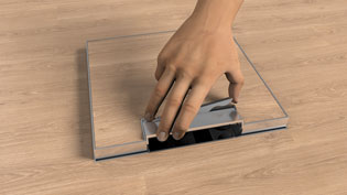 3D Visualisierung von Hände - Deckel wird wieder eingesetzt